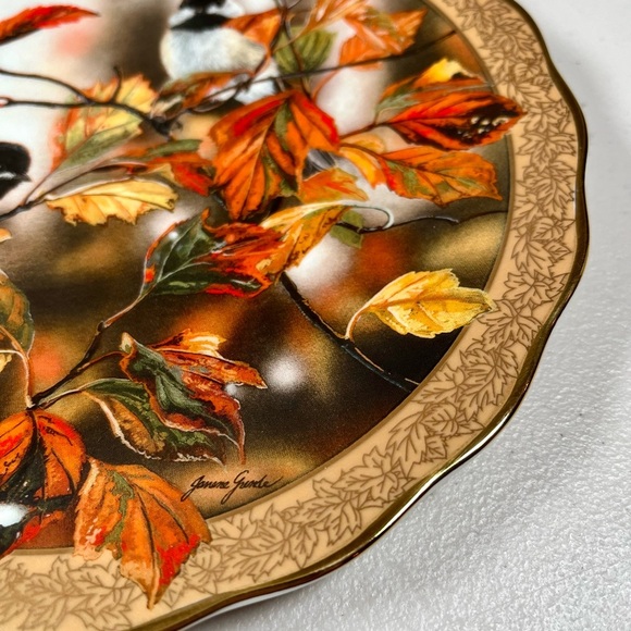 8 inch Bradford Exchange Plate “Nutmeg Impressions” - Picture 5 of 9